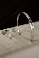 بنگل انگشتر کارتیر لاو