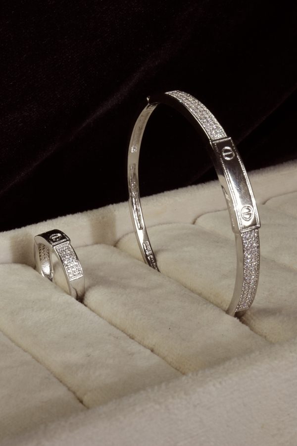 بنگل انگشتر کارتیر لاو - تصویر 1