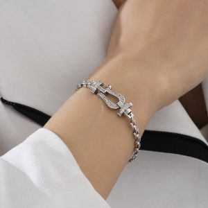 دستبند نقره‌ای هرمیس لاک | Hermes Lock Silver Bracelet