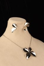 نیم ست چهار پر نگین دار - تصویر 3