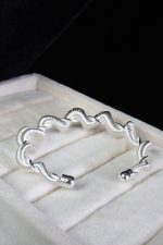 Spring Twist Bangle | بنگل فنر پیچ - تصویر 2