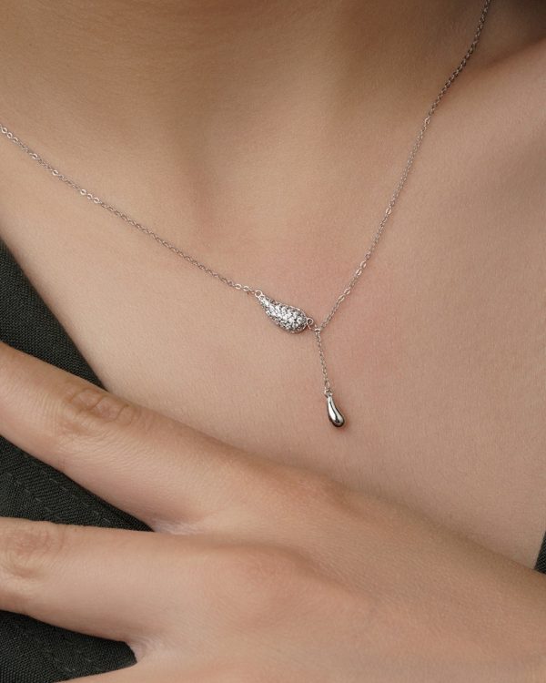 کردنبند پلاک ثابت اشکی جواهری کد ۱۰۴۲ - تصویر 1